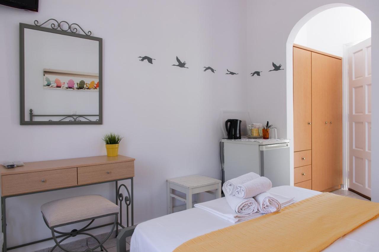 Morpheas Pension Rooms & Apartments Kamares  Eksteriør billede