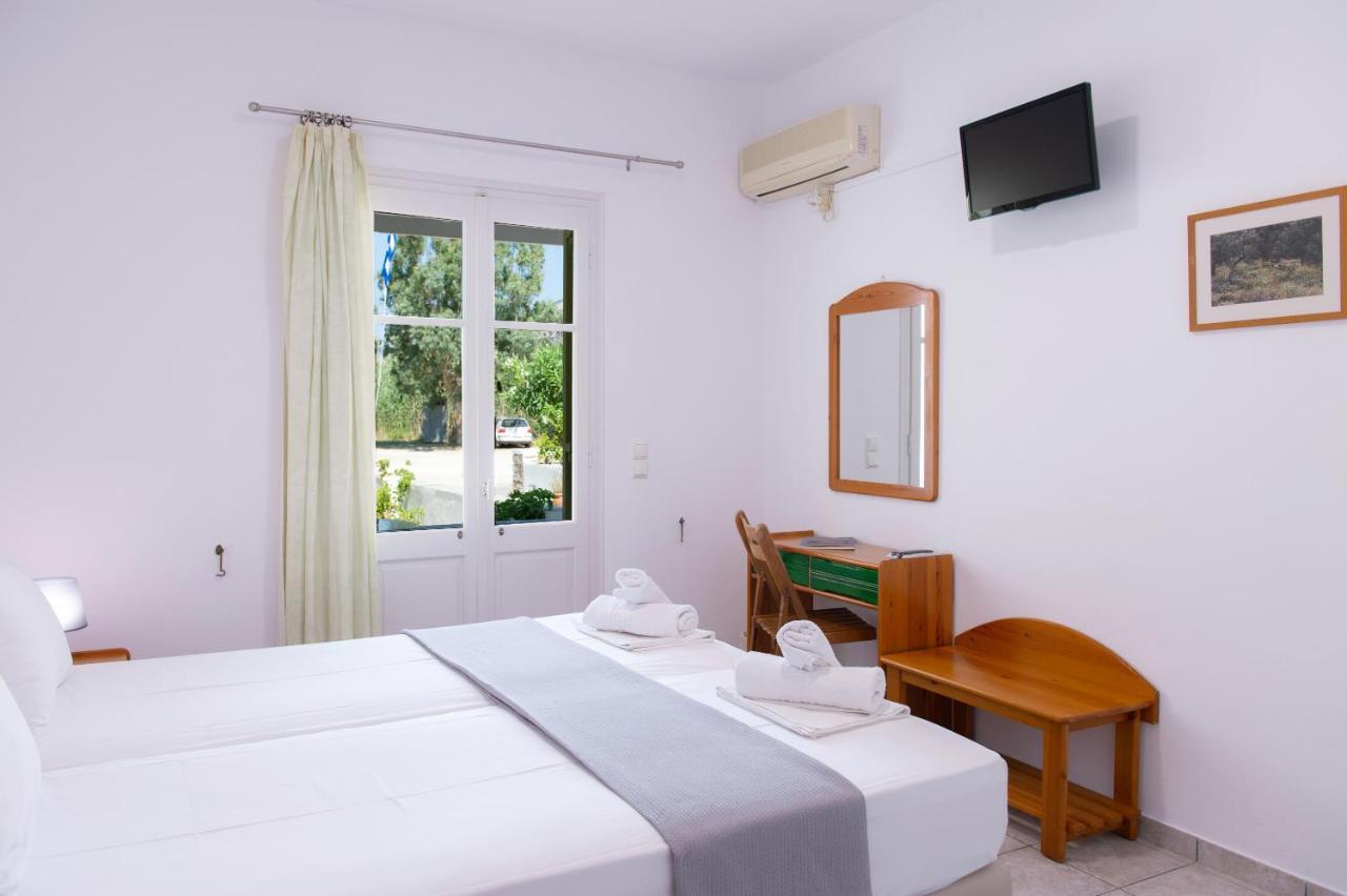 Morpheas Pension Rooms & Apartments Kamares  Eksteriør billede