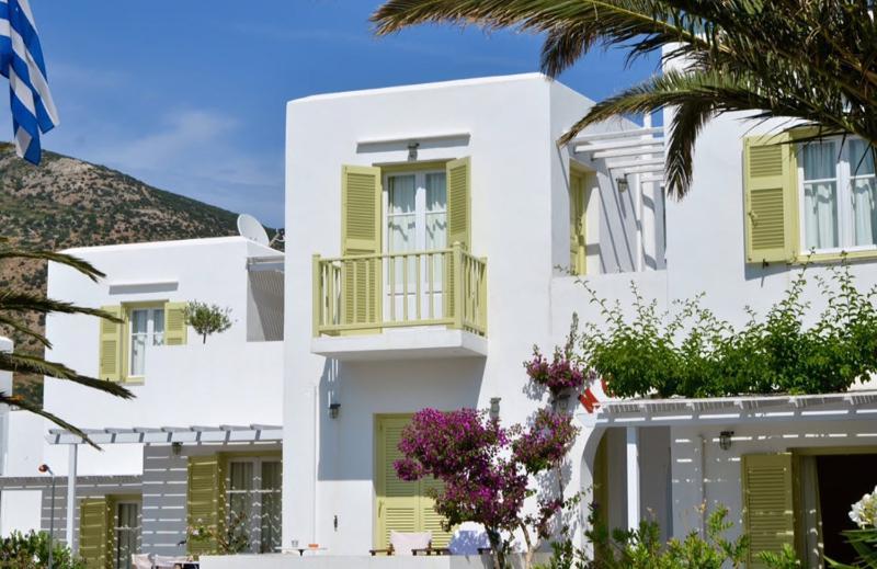 Morpheas Pension Rooms & Apartments Kamares  Eksteriør billede